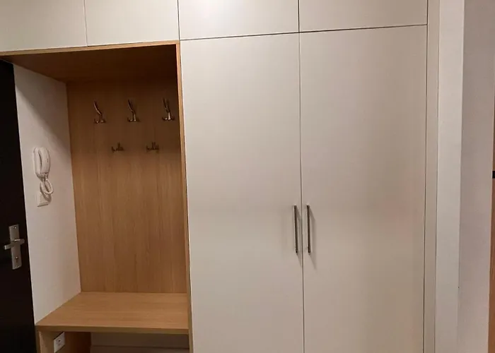 Nad Dolnym Kubinom 아파트 *